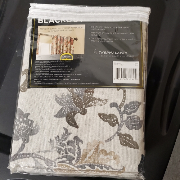 NIB Set of 2 Eclipse Nina Blackout Curtain Panels - Picture 4 of 4